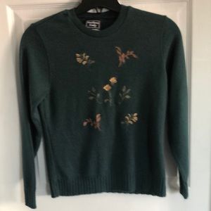 Southern Lady Small Forrest Green With Leaf Embroidery Knit Sweater